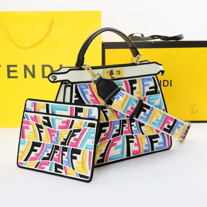 Fendi Top Handle Bags 4220-0111