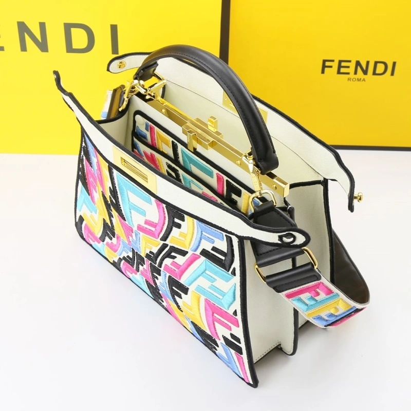 Fendi Top Handle Bags 4220-0111