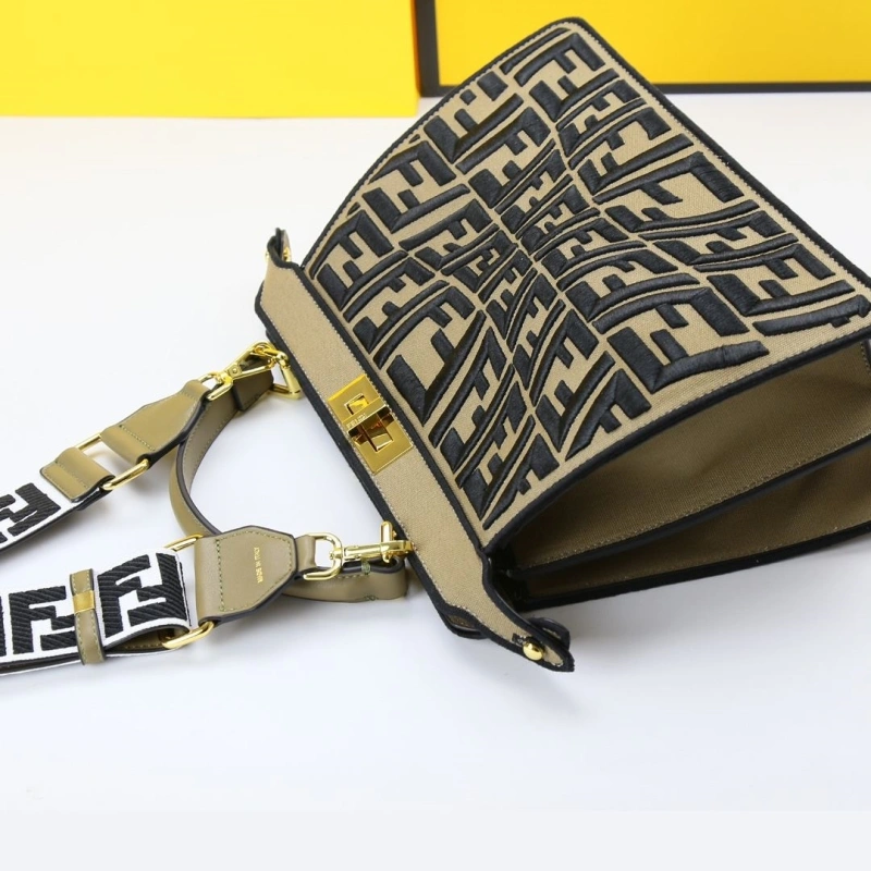 Fendi Top Handle Bags 4220-0112