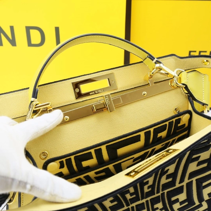 Fendi Top Handle Bags 4220-0115