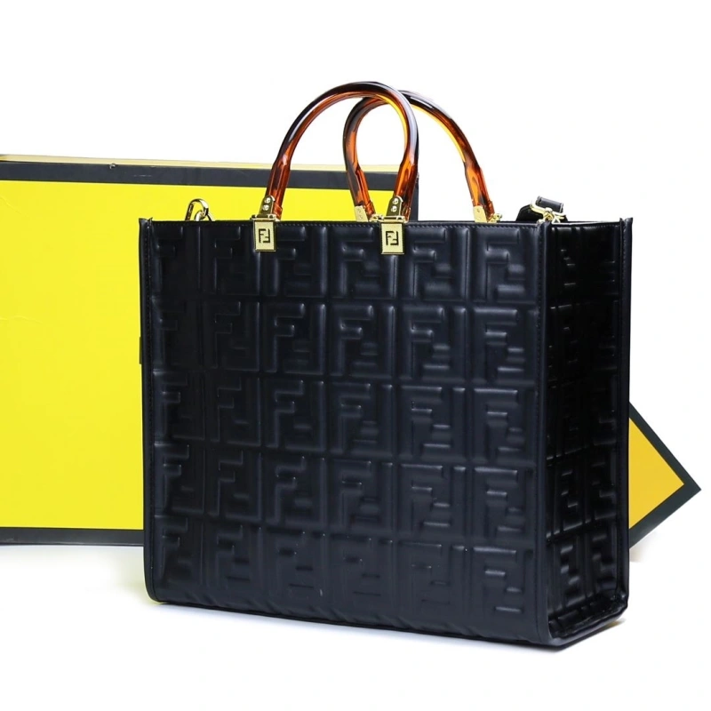 Fendi Shopping Bags 4220-0121