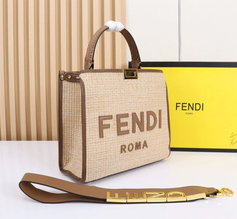 Fendi Shopping Bags 4220-0122