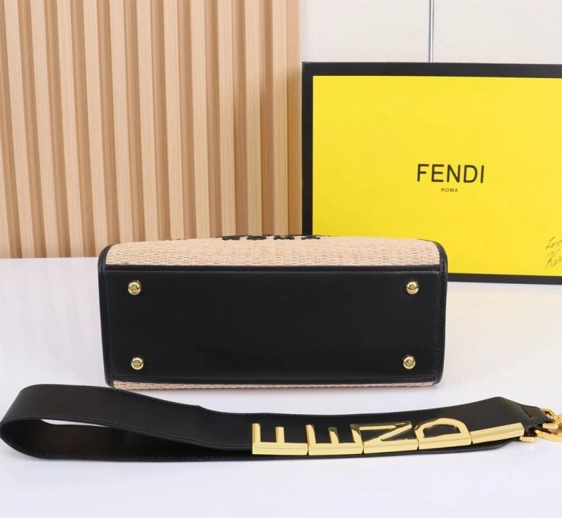 Fendi Shopping Bags 4220-0123