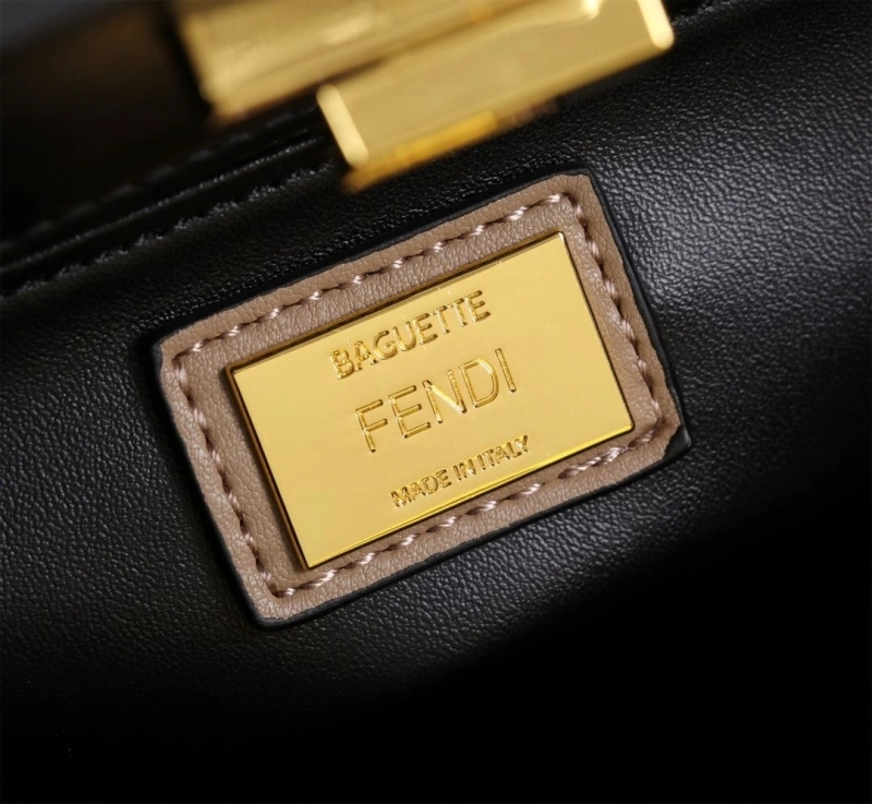 Fendi Top Handle Bags 4220-0125