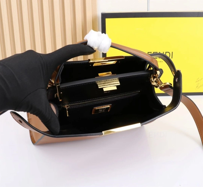 Fendi Top Handle Bags 4220-0126