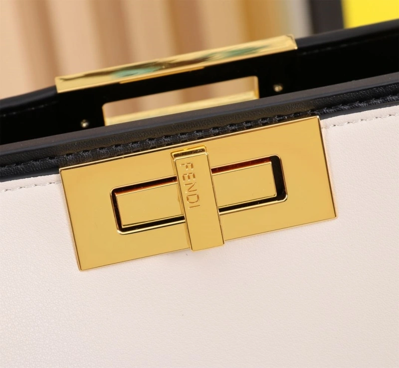 Fendi Top Handle Bags 4220-0127