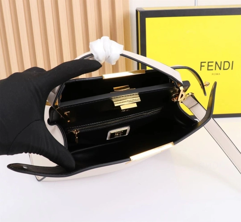 Fendi Top Handle Bags 4220-0127