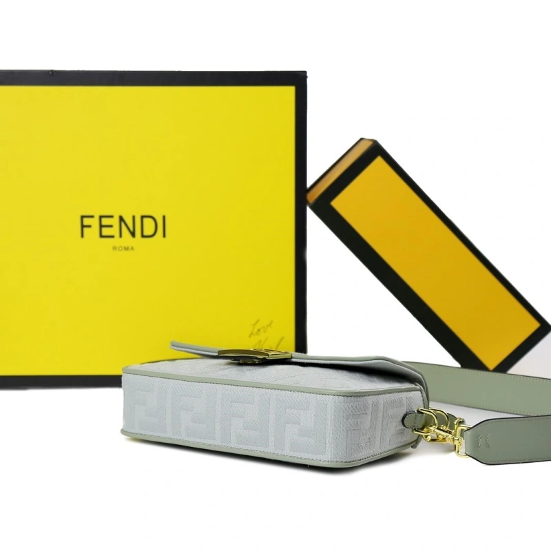 Fendi Satchel Bags 4220-0137