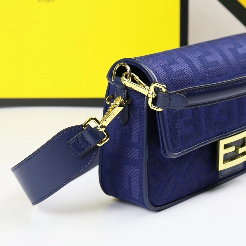 Fendi Satchel Bags 4220-0141
