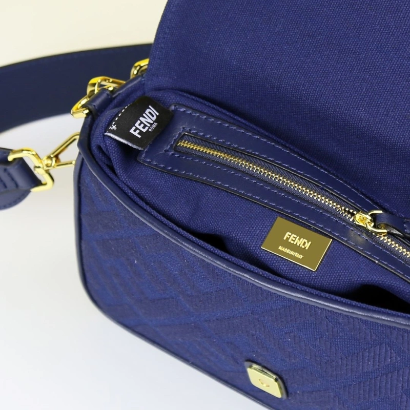 Fendi Satchel Bags 4220-0141