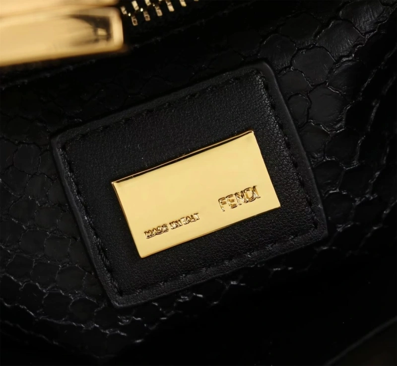 Fendi Top Handle Bags 4220-0148