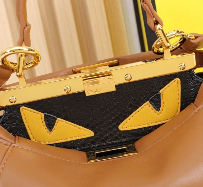 Fendi Top Handle Bags 4220-0149