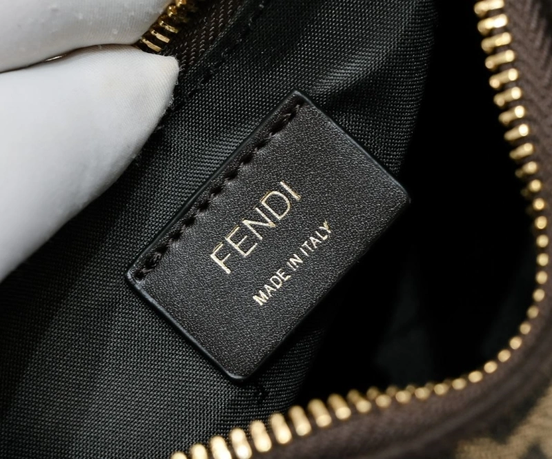 Fendi Satchel Bags 4220-0195