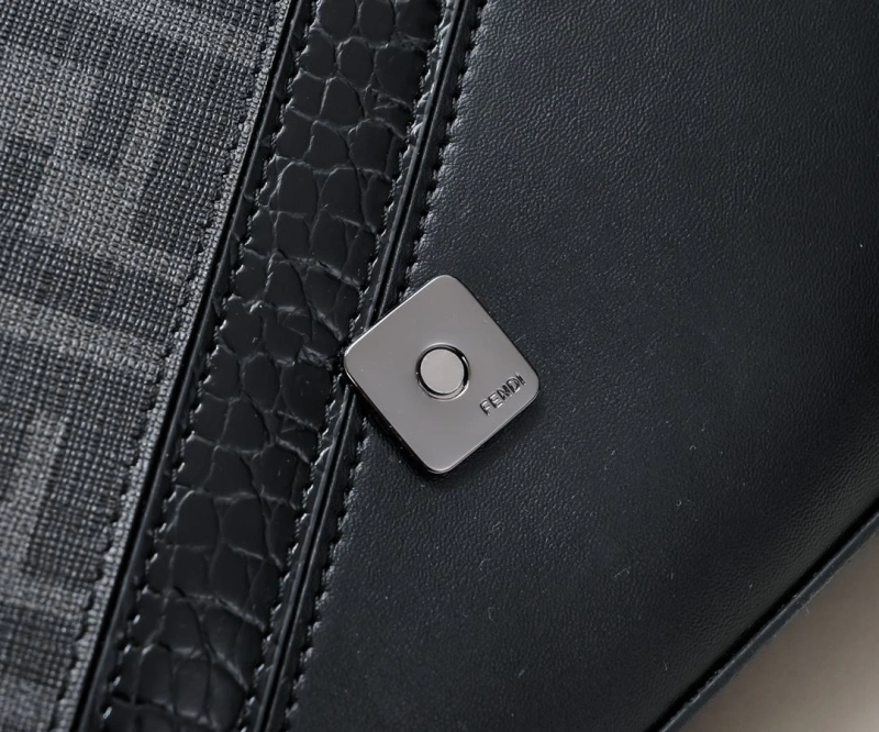 Fendi Top Handle Bags 4220-0202