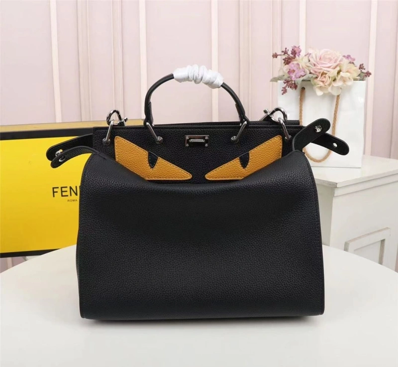 Fendi Shopping Bags 4220-0223