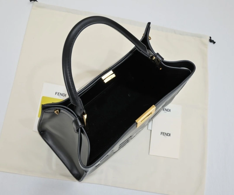 Fendi Shopping Bags 4220-0225
