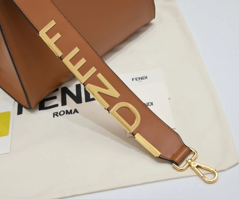 Fendi Shopping Bags 4220-0227