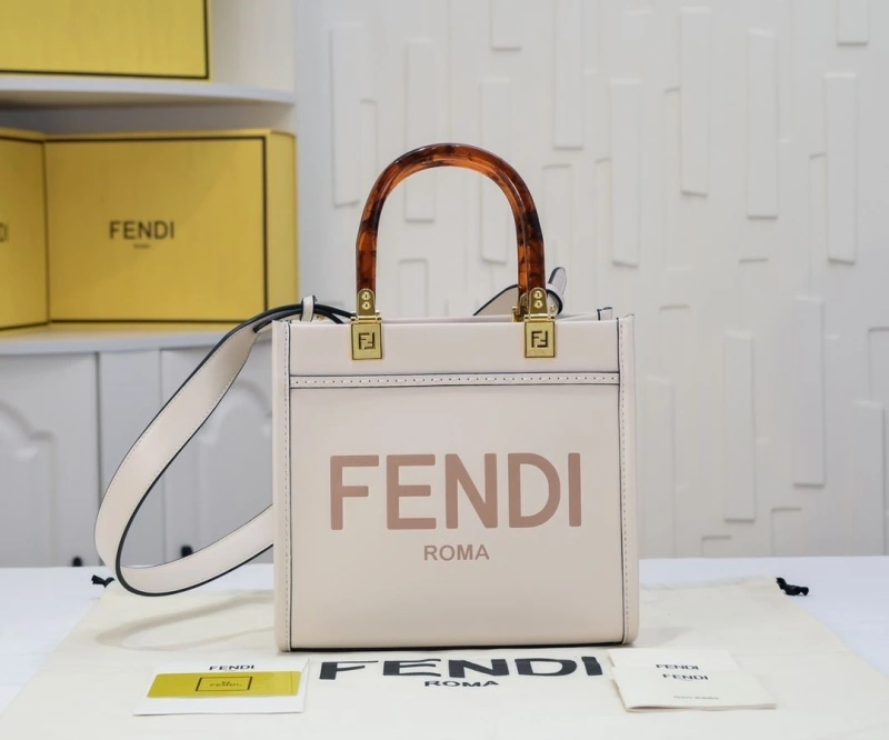Fendi Shopping Bags 4220-0229