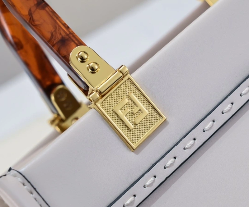 Fendi Shopping Bags 4220-0229