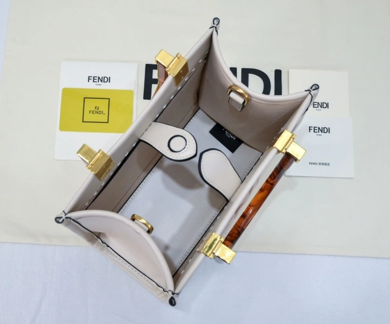 Fendi Shopping Bags 4220-0229