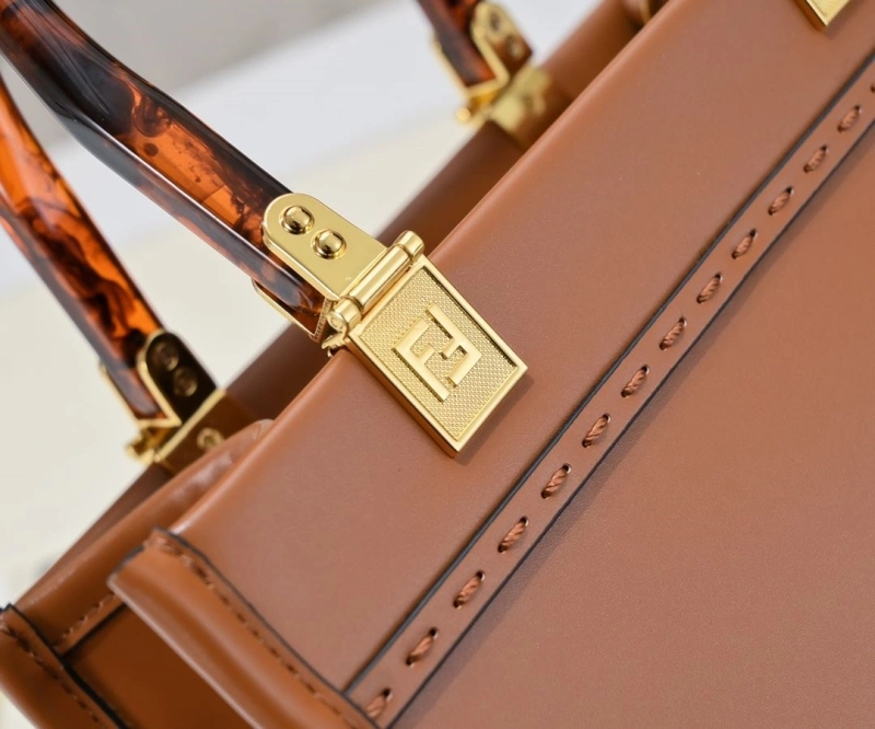 Fendi Shopping Bags 4220-0230