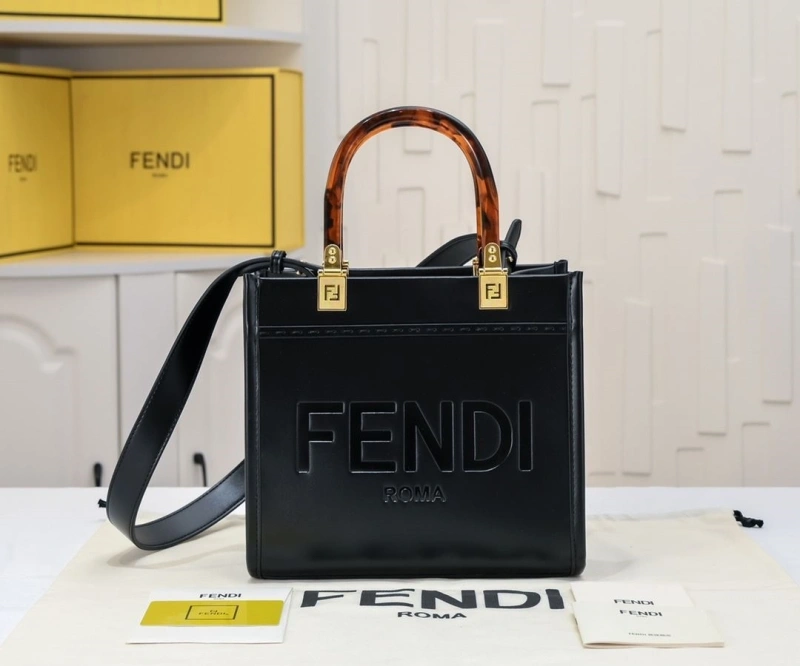 Fendi Shopping Bags 4220-0231