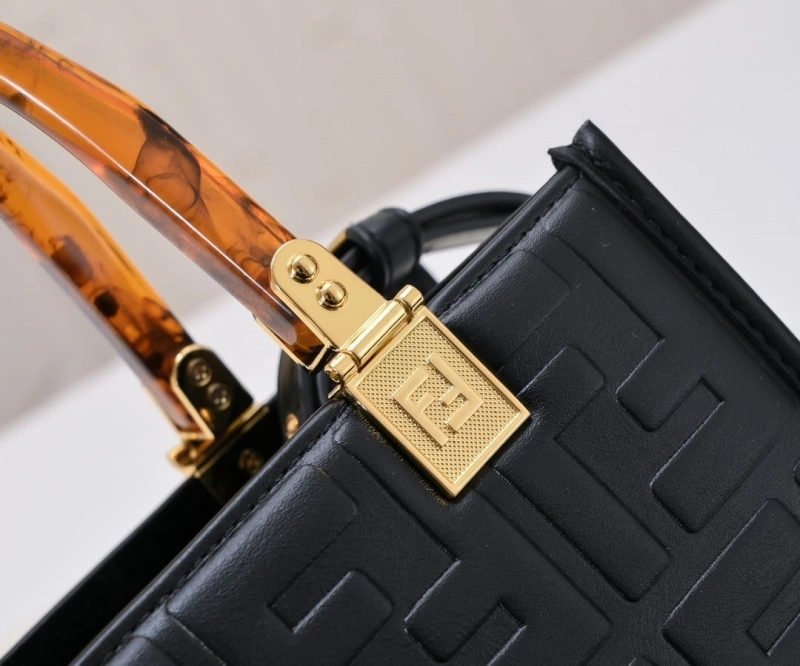 Fendi Shopping Bags 4220-0232