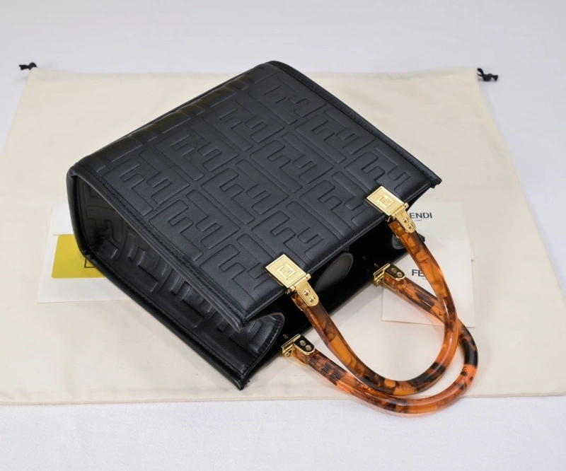 Fendi Shopping Bags 4220-0232