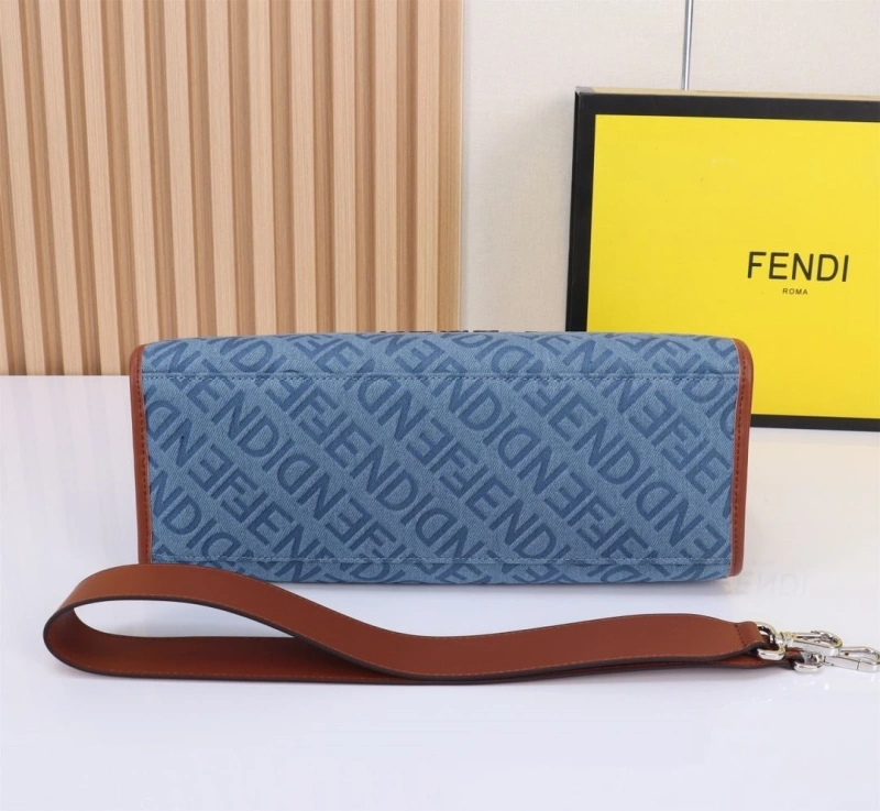 Fendi Shopping Bags 4220-0238