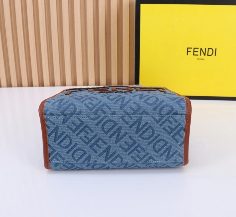 Fendi Shopping Bags 4220-0239