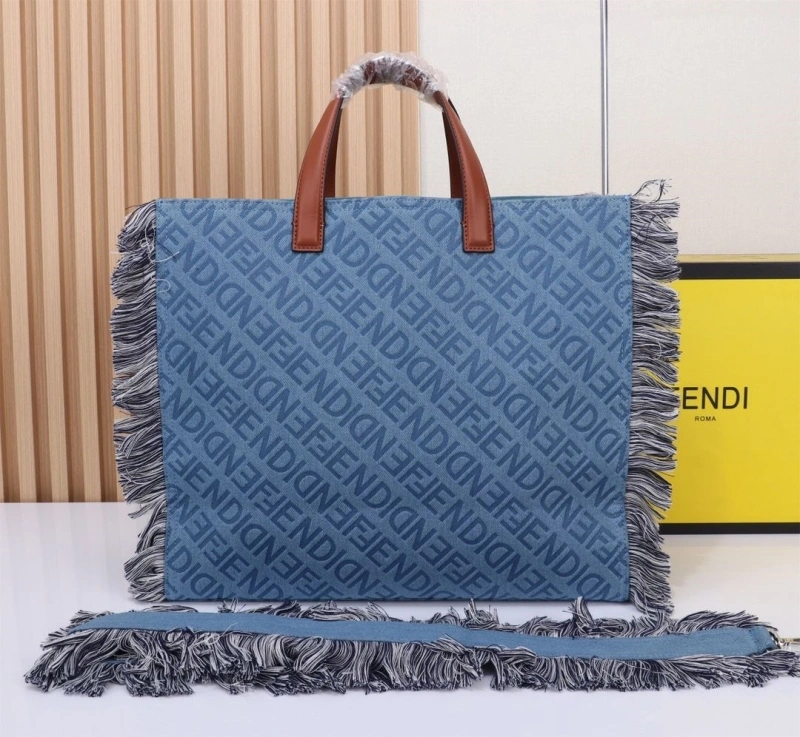 Fendi Shopping Bags 4220-0240