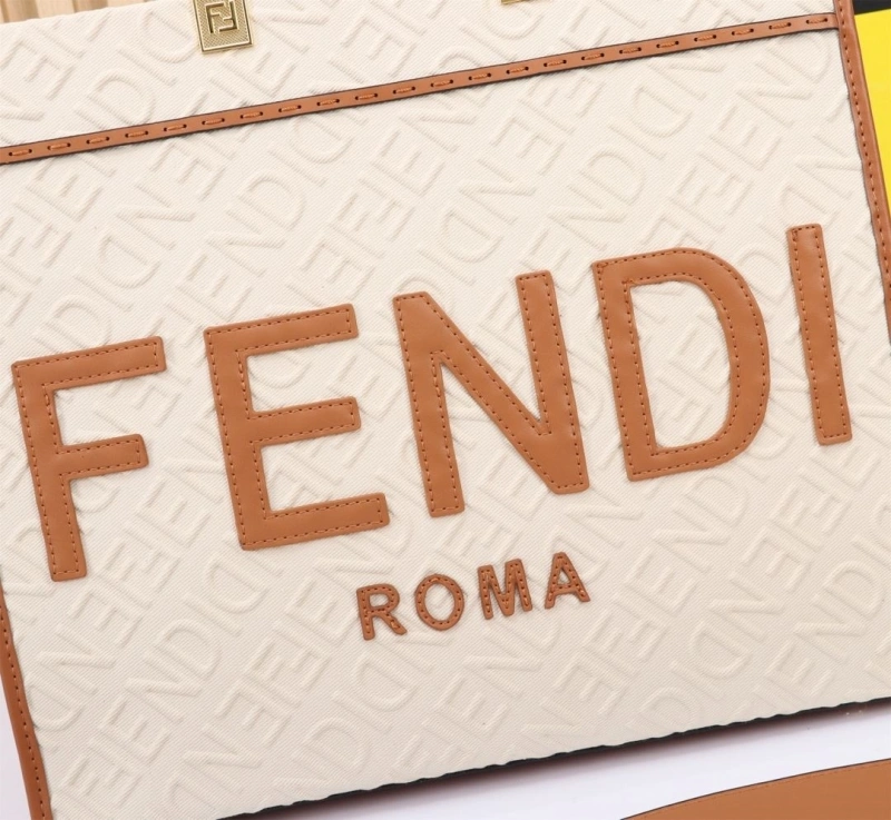 Fendi Shopping Bags 4220-0251