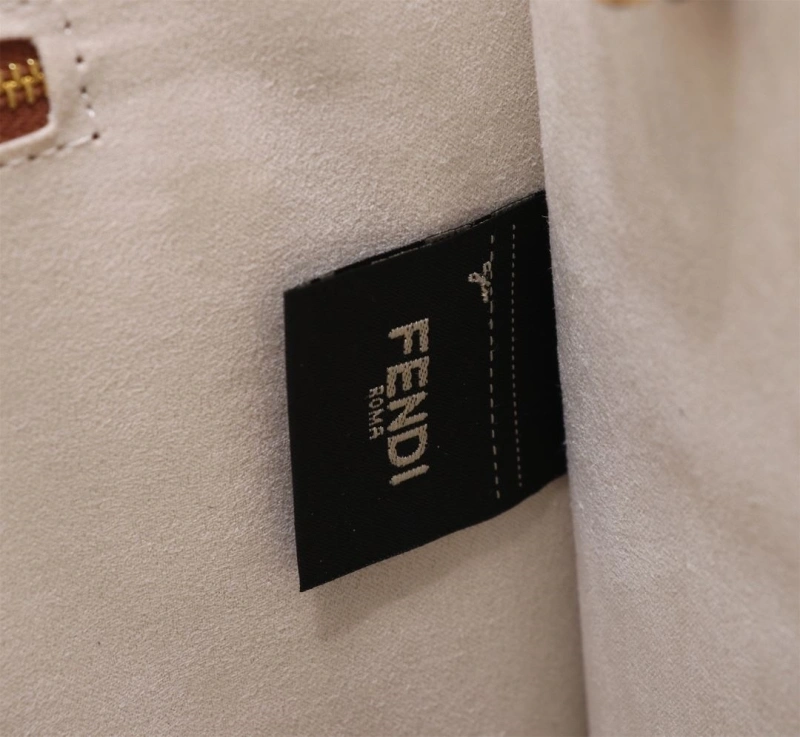 Fendi Shopping Bags 4220-0251