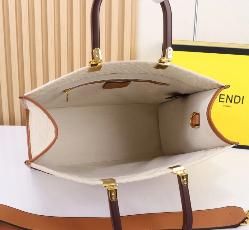 Fendi Shopping Bags 4220-0251
