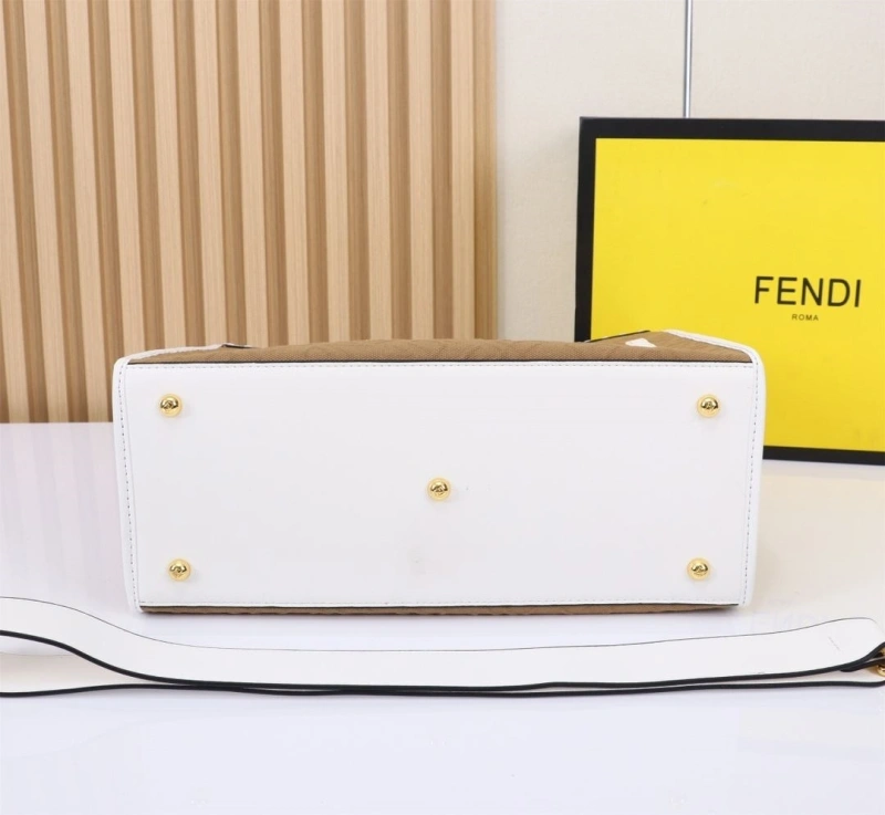 Fendi Shopping Bags 4220-0252