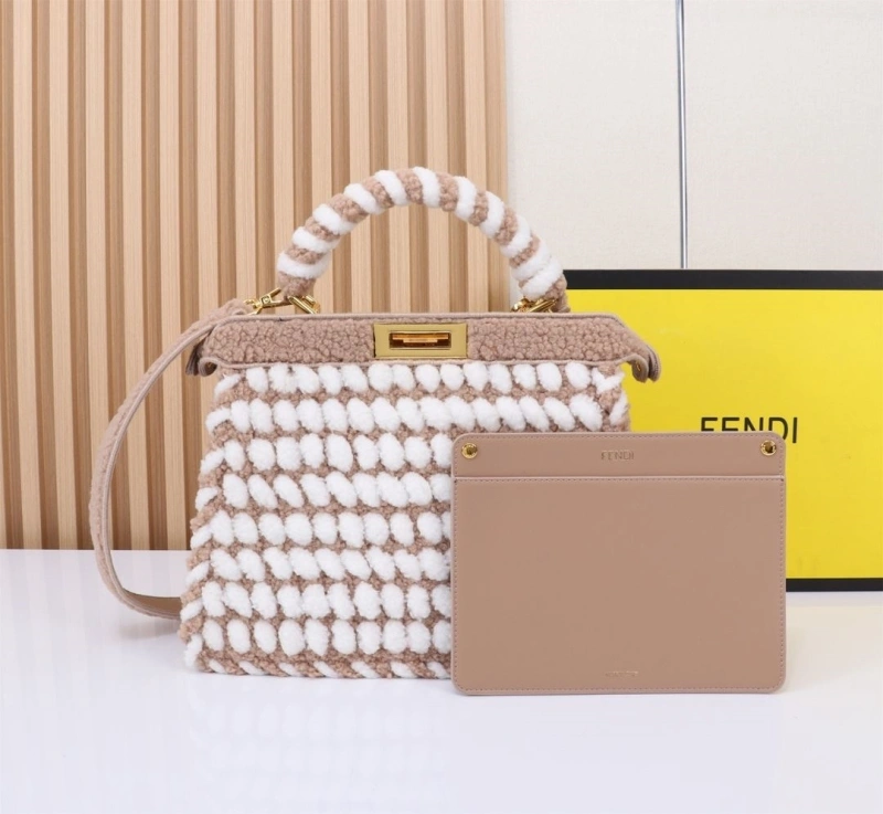 Fendi Shopping Bags 4220-0254