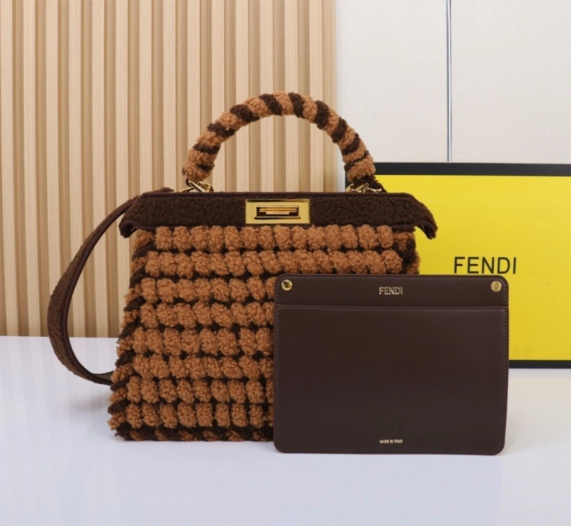Fendi Shopping Bags 4220-0255