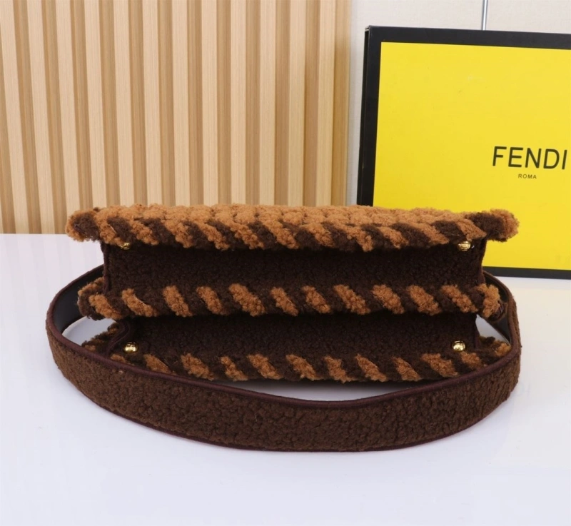 Fendi Shopping Bags 4220-0255