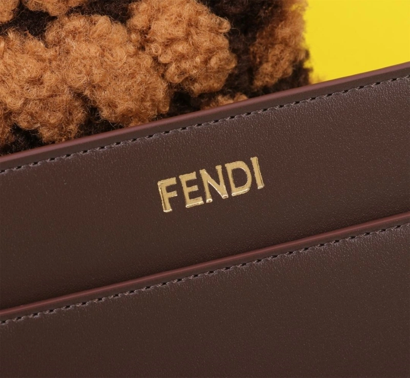 Fendi Shopping Bags 4220-0255