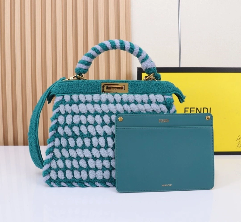 Fendi Shopping Bags 4220-0256