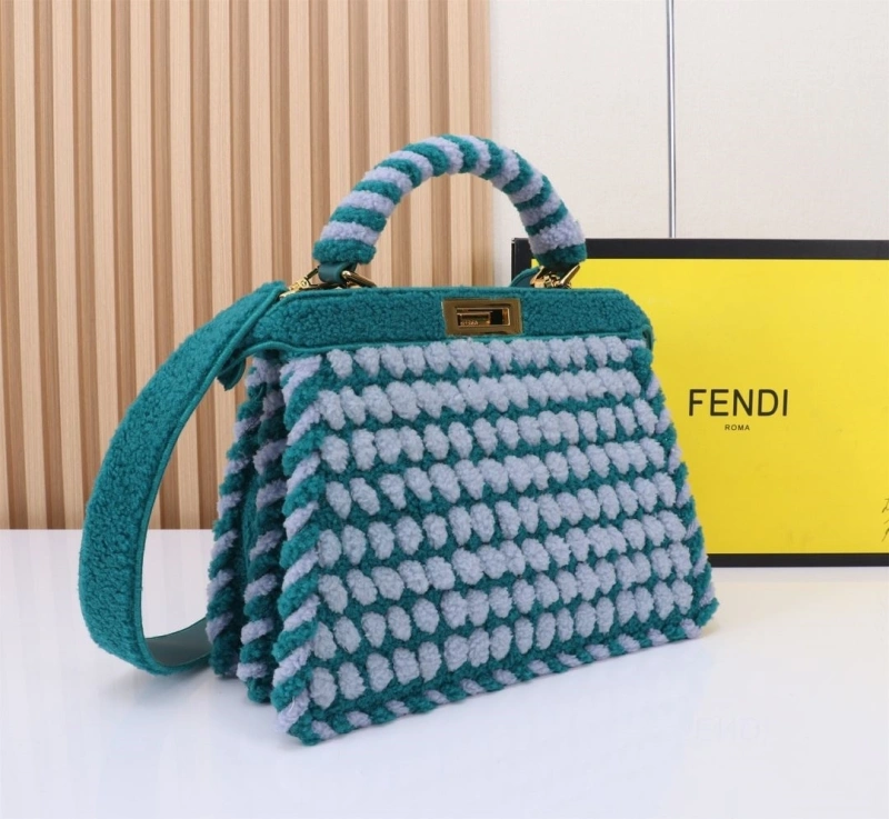 Fendi Shopping Bags 4220-0256