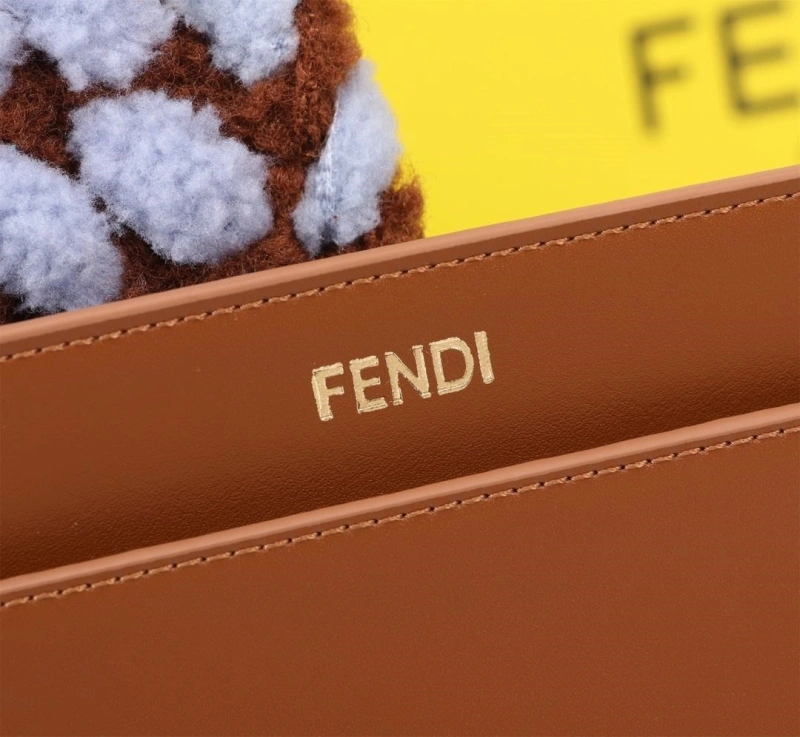 Fendi Shopping Bags 4220-0257