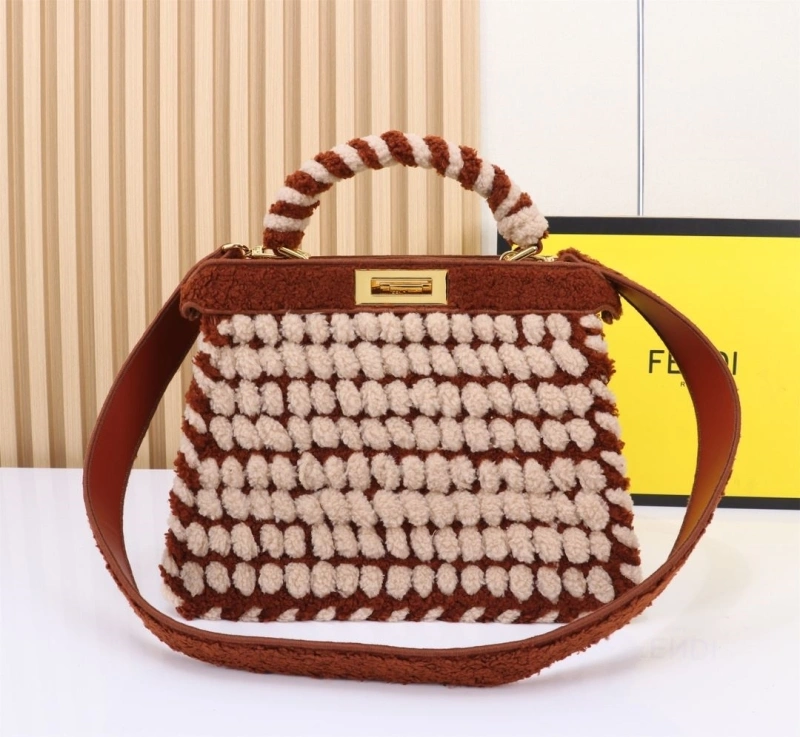 Fendi Shopping Bags 4220-0258