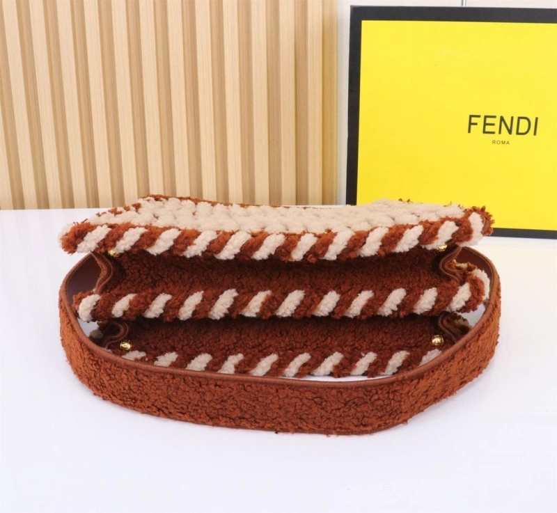 Fendi Shopping Bags 4220-0258