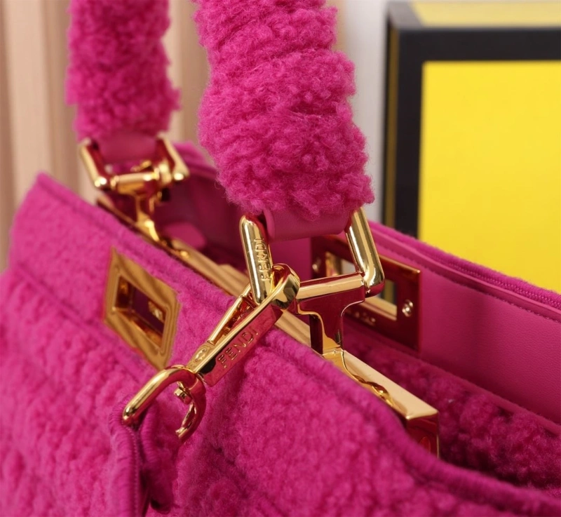 Fendi Shopping Bags 4220-0259