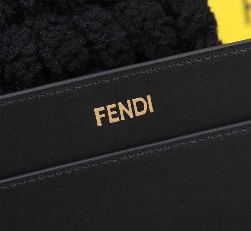 Fendi Shopping Bags 4220-0260