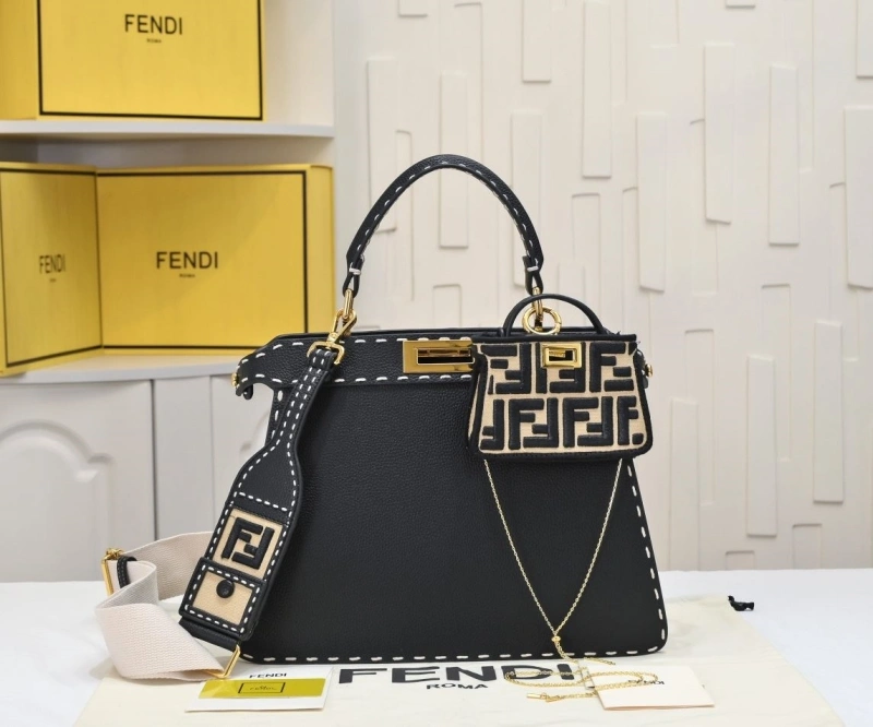 Fendi Shopping Bags 4220-0262