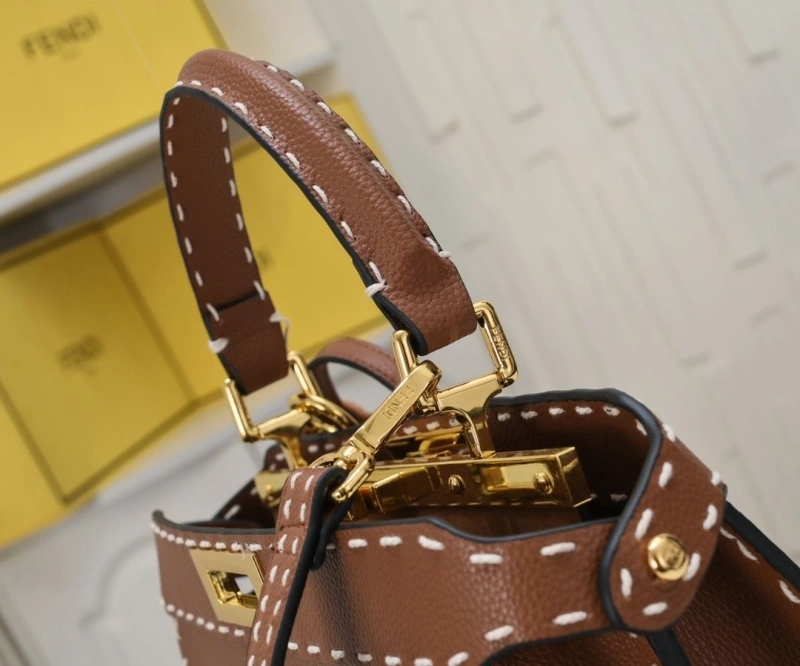 Fendi Shopping Bags 4220-0265