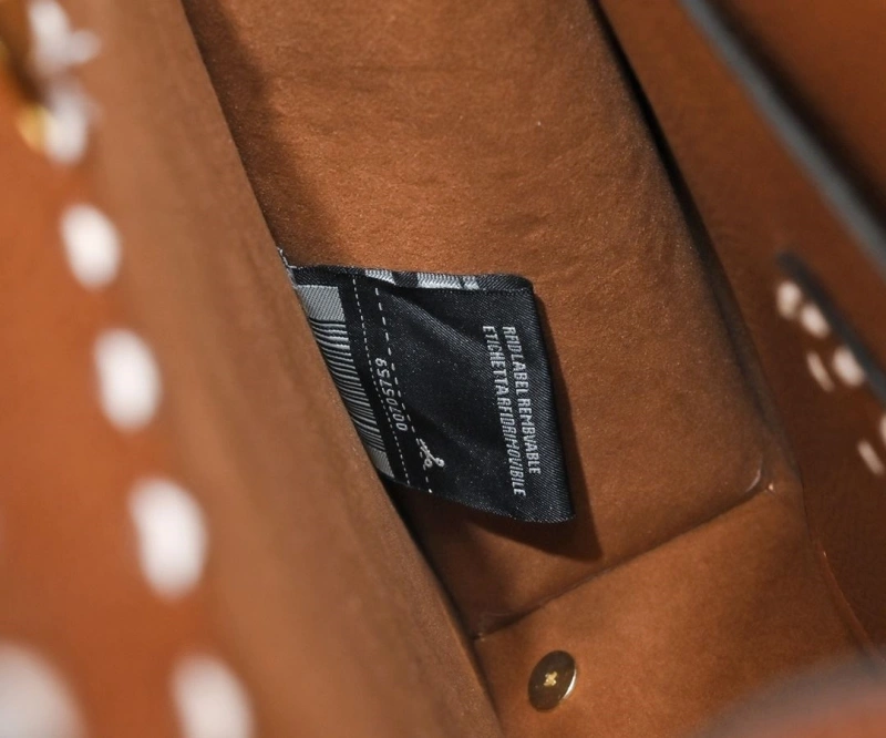 Fendi Shopping Bags 4220-0265