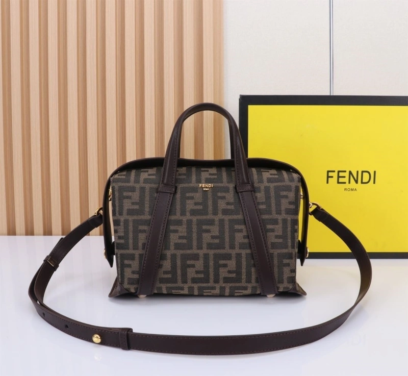 Fendi Shopping Bags 4220-0266